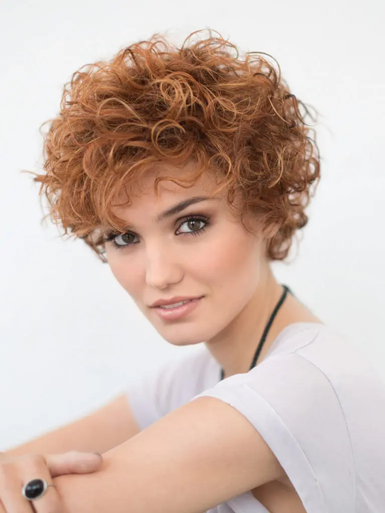 Pruiken/haarwerken voor dames met kort haar